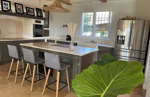 Noves Other | MAS near AVIGNON and Saint Rémy de Provence