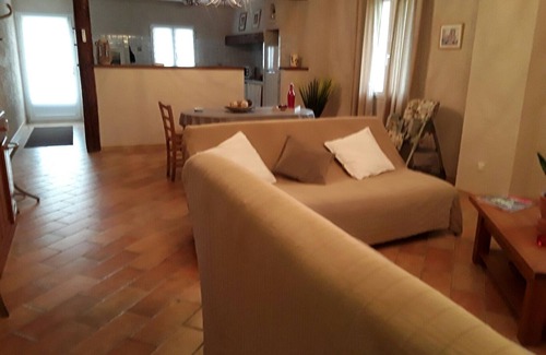 Albaron Cottage | Mas of Character Judge Gite With Pool In A Traditional Mas Camargais