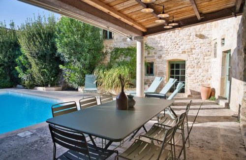 Collorgues Villa | Mas piscine exposition sud Proche Uzès