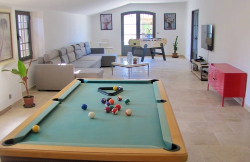 Chateaurenard Other | Mas provençal 10 persons with swimming pool and teleworking space and playroom!