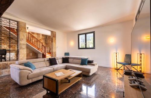 Argeles-sur-Mer Villa | Mas Sureda Soccer field & indooroutdoor pools