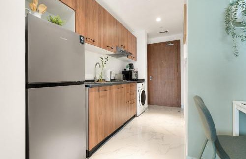 Masdar City Apartment | Masdar Tranquil Studio near F1 Circuit & Airport