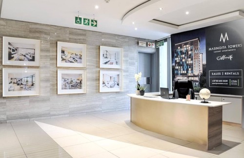 Greater Johannesburg Metropolitan Area Apartment | Masingita Towers - Presidential Apt