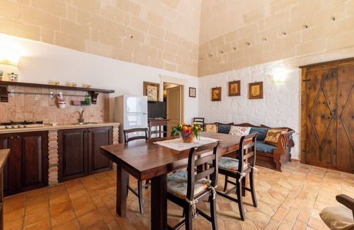 Ginosa Marina Apartment | Masseria La Stornara. Girasole