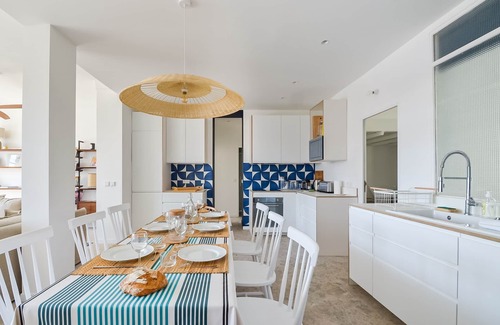 Hotel-de-Ville Apartment | MASSILIA BLUE - Grand appartement refait à neuf avec vue sur le Vieux Port