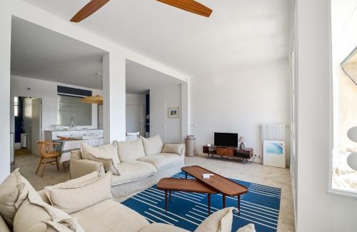 Hotel-de-Ville Apartment | MASSILIA BLUE - Grand appartement refait à neuf avec vue sur le Vieux Port