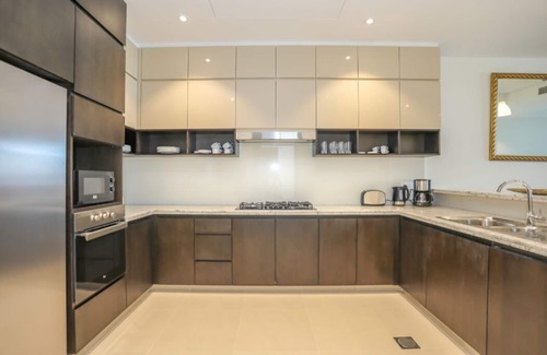 Dubai Apartment | Massive Balcony Harbour View Luxury 2 Bedroom
