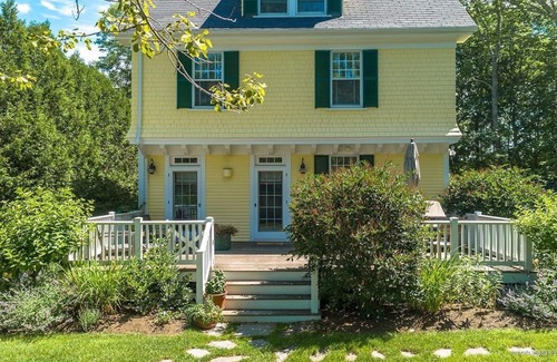 Islesboro House | MASSIVE Oceanfront Dark Harbor Home on ISLESBORO
