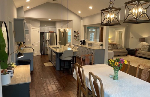 North Augusta House | Masters Retreat - Augusta National Golf Course Only 11 Minutes Away!