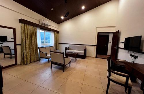 Atvan Hotel | Mastiff Grand La Villae