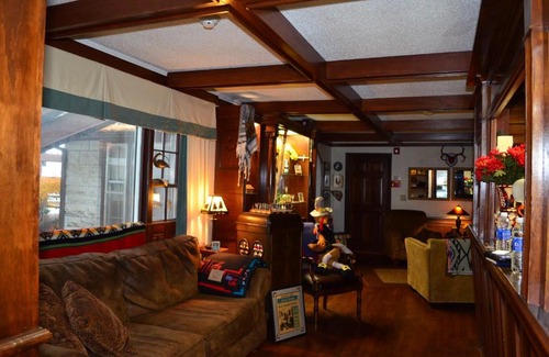 Eureka Springs Historic District Hotel | Matterhorn Tower