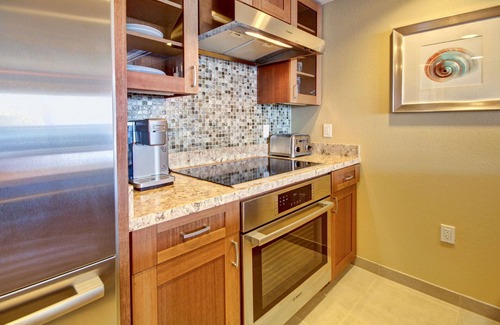 Kaanapali Villa | Maui Resort Rentals - Exclusive Hyatt Residence Club 1BR Oceanfront Upper Floor Viilla