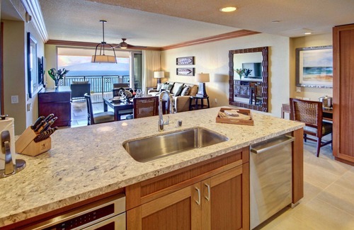 Kaanapali Villa | Maui Resort Rentals - Exclusive Hyatt Residence Club 1BR Oceanfront Upper Floor Viilla