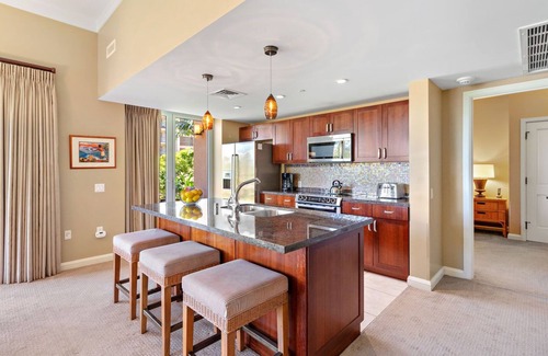 Kaanapali Condo | Maui Resort Rentals: Honua Kai – 6 Total Bedrooms, Groundfloor Residences, Over 3500 Combined Sq. Ft., Large Lawn Areas, Steps to Pools/Beach/B.B.Q.s!