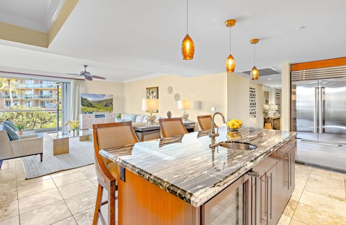 Honokowai Condo | Maui Resort Rentals: Honua Kai – Incredible 7 Bedroom Oceanfront Offering, Over 4400 combined Sq. Ft. w/Built-in Viking BBQ!