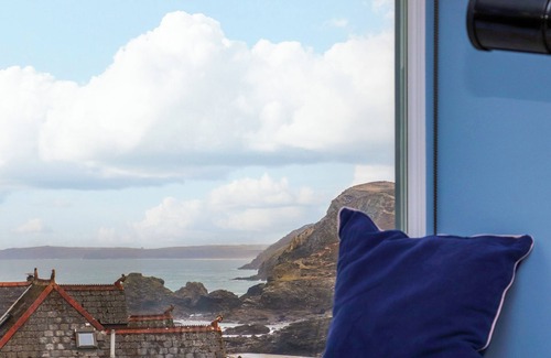 St. Agnes Cottage | Mavericks Wave