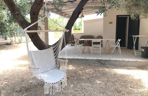 Maruggio House | "Maviglia" villa with large garden