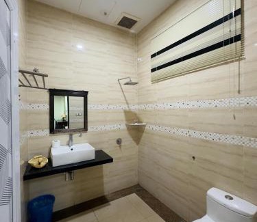 Jambu Hotel | Maxwell Inn Luxury Hotel