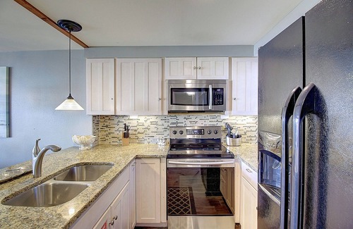 Port Aransas Condo | Mayan Princess 314 | Panoramic Ocean-Pool Views