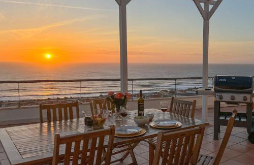 Ericeira Apartment | Maybe the best view in Portugal! Jacuzzi - Gym - Game room