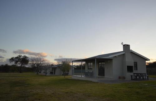 Oudtshoorn Apartment | Mayfair Farm Cottages