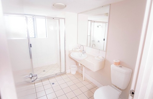 Emerald Hotel | Mayfair Motel Emerald