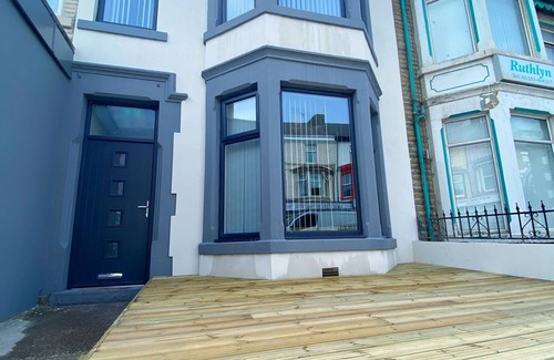 South Shore Apartment | Mayfair Suite Sasco Apartments