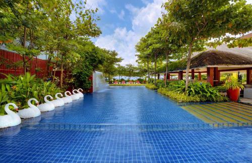 Puri Hotel | Mayfair Waves