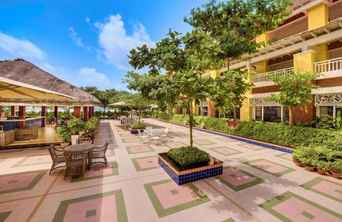 Puri Hotel | Mayfair Waves