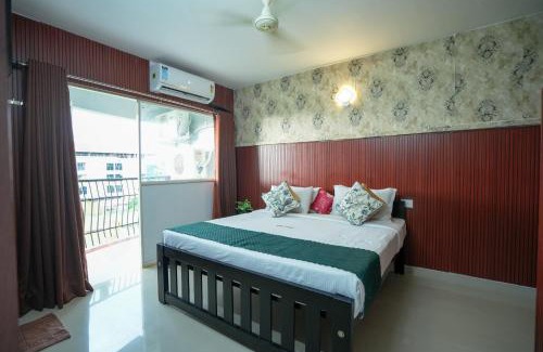 Nedumbassery Apartment | Mayflower Family Lounge -Cochin Airport