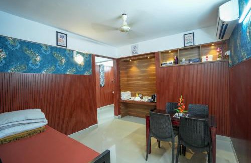 Nedumbassery Apartment | Mayflower Family Lounge -Cochin Airport