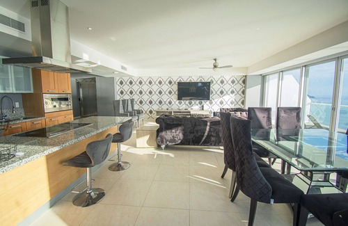 Cerritos Condo | Mazatlan Ultimate Beachfront Luxury: Peninsula Tower Retreat - Perfect Getaway
