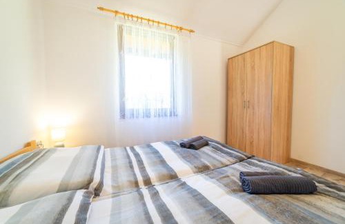 Mikolajki House | Mazurskie Posiadło domki wypoczynkowe Mikołajki Mazury