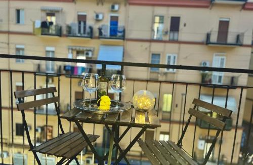 Naples City Centre Apartment | Mazzocchi House welcome wine