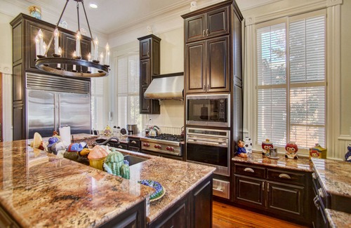 Historic Downtown Savannah Bed & Breakfast | McMillan Inn Bed and Breakfast