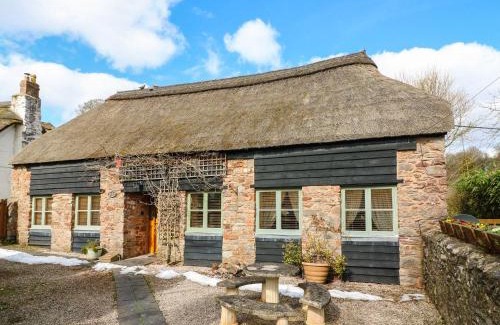 Torquay House | Meadow Thatch