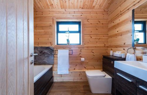 Burstall House | Meadow Valley Lodge 4