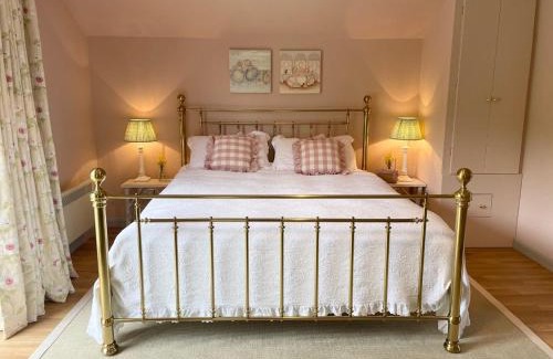 Mayfield House | Meadow View