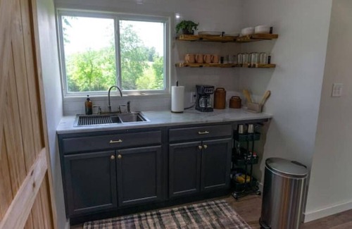 Marshall House | Meadow View Tiny Home Style Cabin near the Buffalo River. Pet Friendly