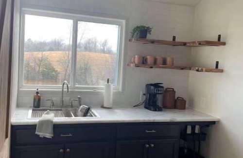 Marshall House | Meadow View Tiny Home Style Cabin near the Buffalo River. Pet Friendly