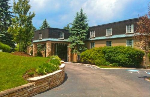 Blowing Rock Hotel | Meadowbrook Inn