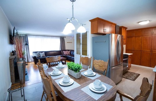 Meadowbrook House | Meadowbrook Oasis, 4BR Home, Great Location, Spacious, Stylish, Unforgettable!