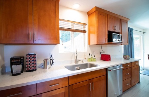 Meadowbrook House | Meadowbrook Oasis, 4BR Home, Great Location, Spacious, Stylish, Unforgettable!