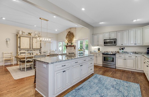 Litchfield by the Sea House | Meant 2 B'each 6 bedroom 5.5 bath home in South Litchfield, PRIVATE POOL