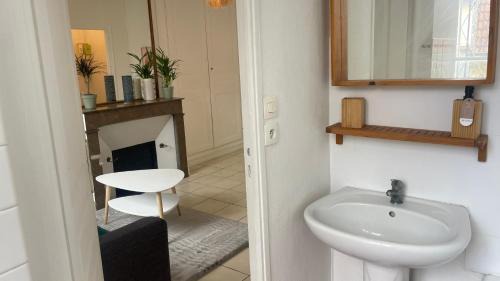 Meaux Apartment | MEAUX Centre 1 au calme Vue sur cour intérieur