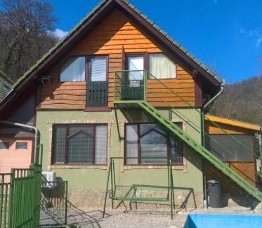 Pecs Apartment | Mecsek apartman