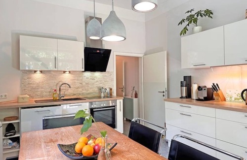 Nordliche Innenstadt Apartment | Mediterranean ground floor apartment/close to BASF/650mbit WLAN