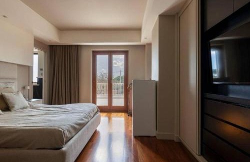Olbia Apartment | Mediterranean - Style Villa in Olbia - 5 Bedrooms, Pool, Garden