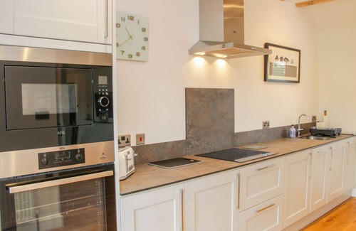 High Ercall Cottage | MEESON VIEW, luxury holiday cottage in Waters Upton, Shropshire