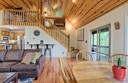 Mountain City Cabin | Meet Morning Dew! The Place For Mountain Views!